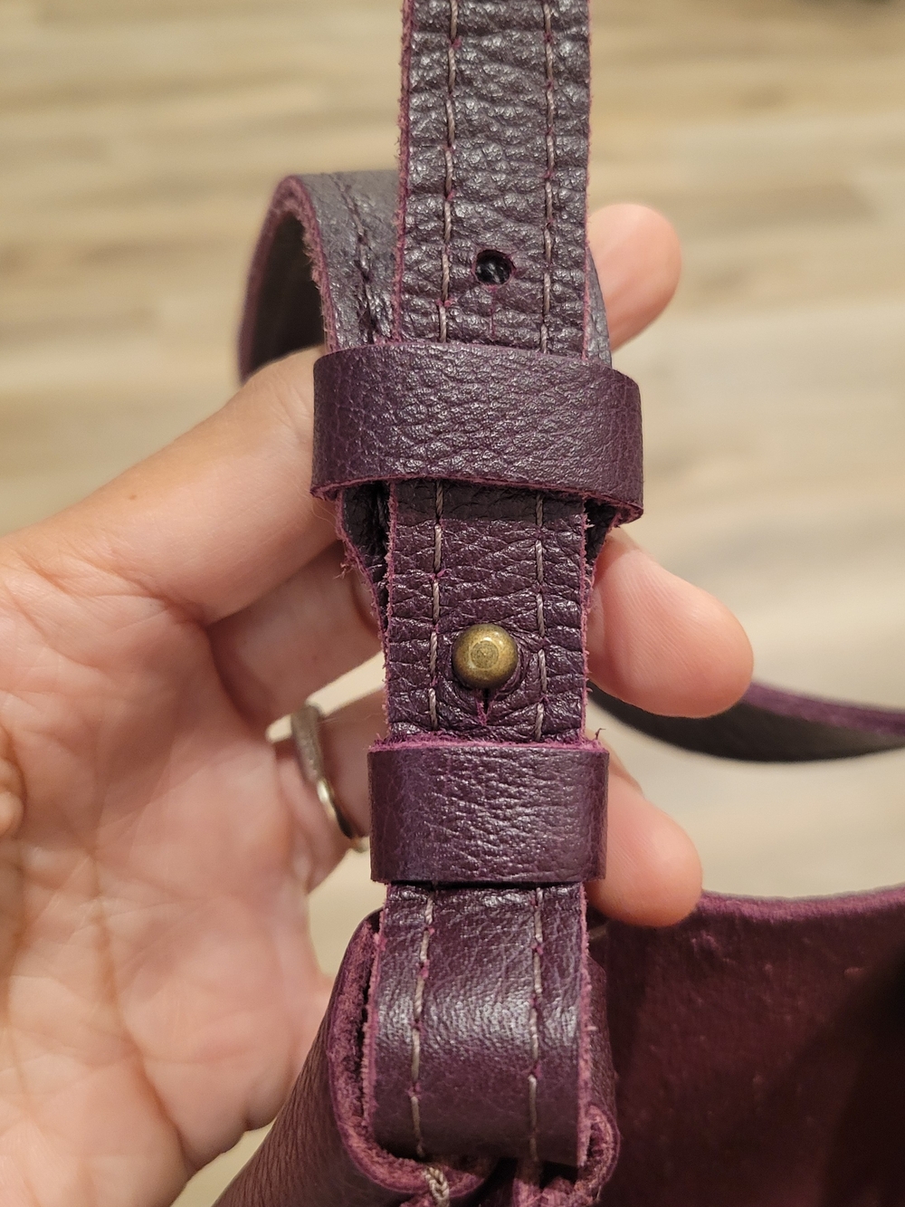 Portland Leather Plum Pebbled Shoulder Bag with Adjustable Strap - Picture 5 of 6